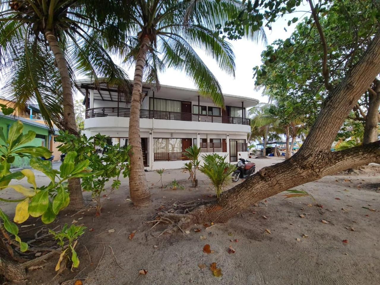 Liberty Guesthouse Maldives Mahibadhoo Luaran gambar